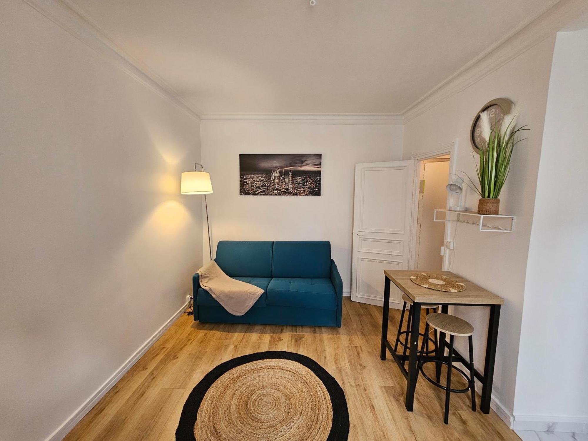 Appartement A Paris Clichy Exterior photo